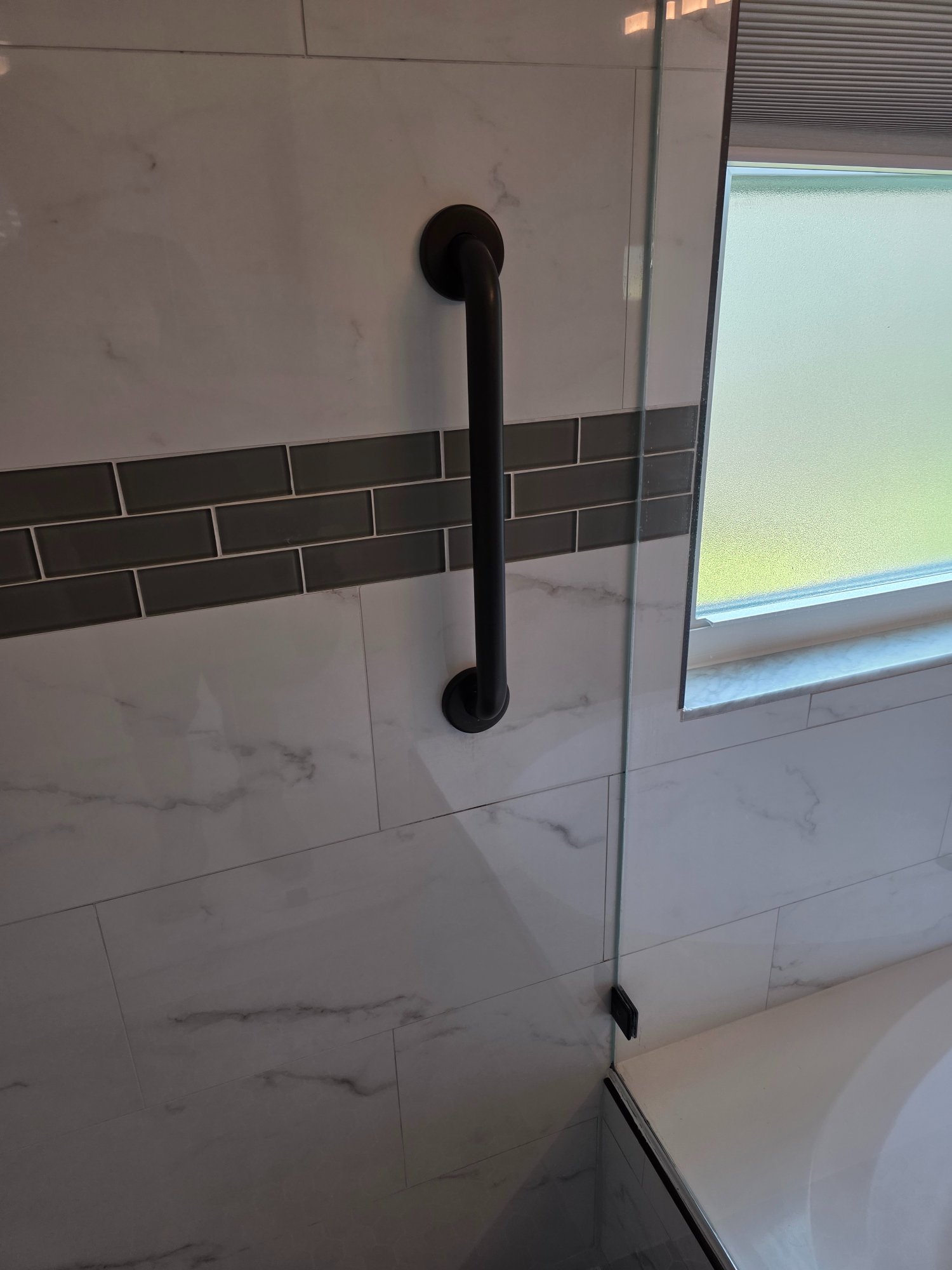 Calacatta porcelain tile detail — Ann's shower remodel Boynton Beach